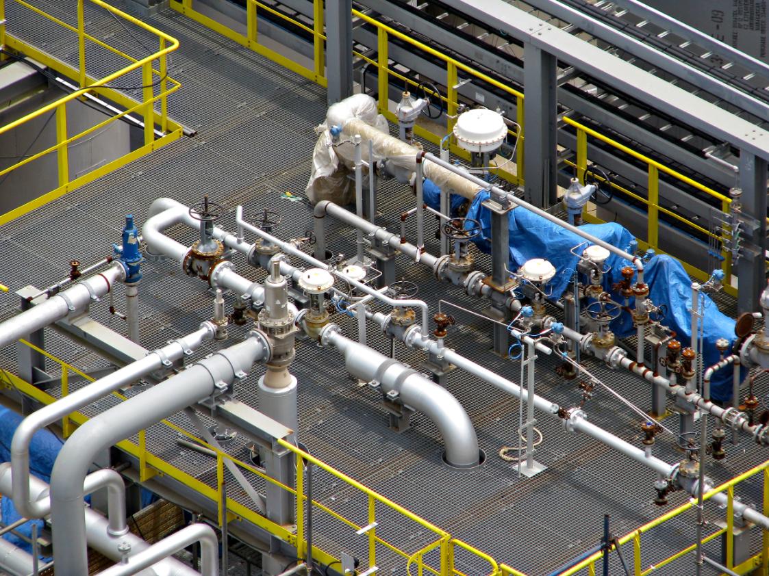 Piping on an industrial platform documented with 3D laser scans and 360° photos using Viinplan